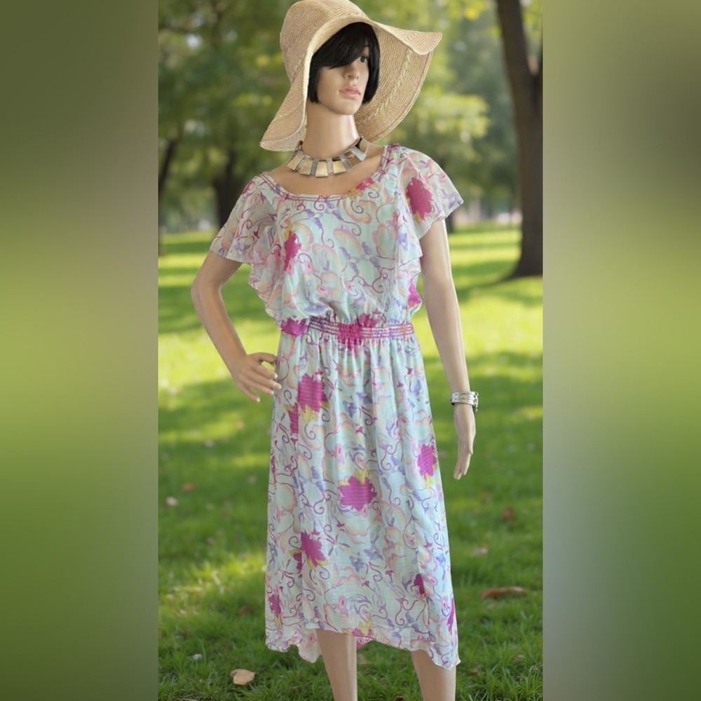 NWOT Chelsie & Violet Floral Print High Low Summer Dress Fully Lined Size Large